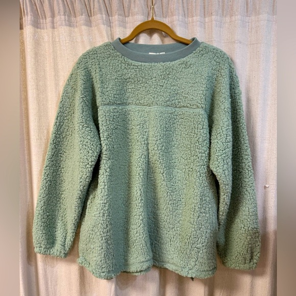 NWT, Easel, Sage Green Sherpa Sweatshirt, Crew Neck, Front and Back Seam - Picture 1 of 4